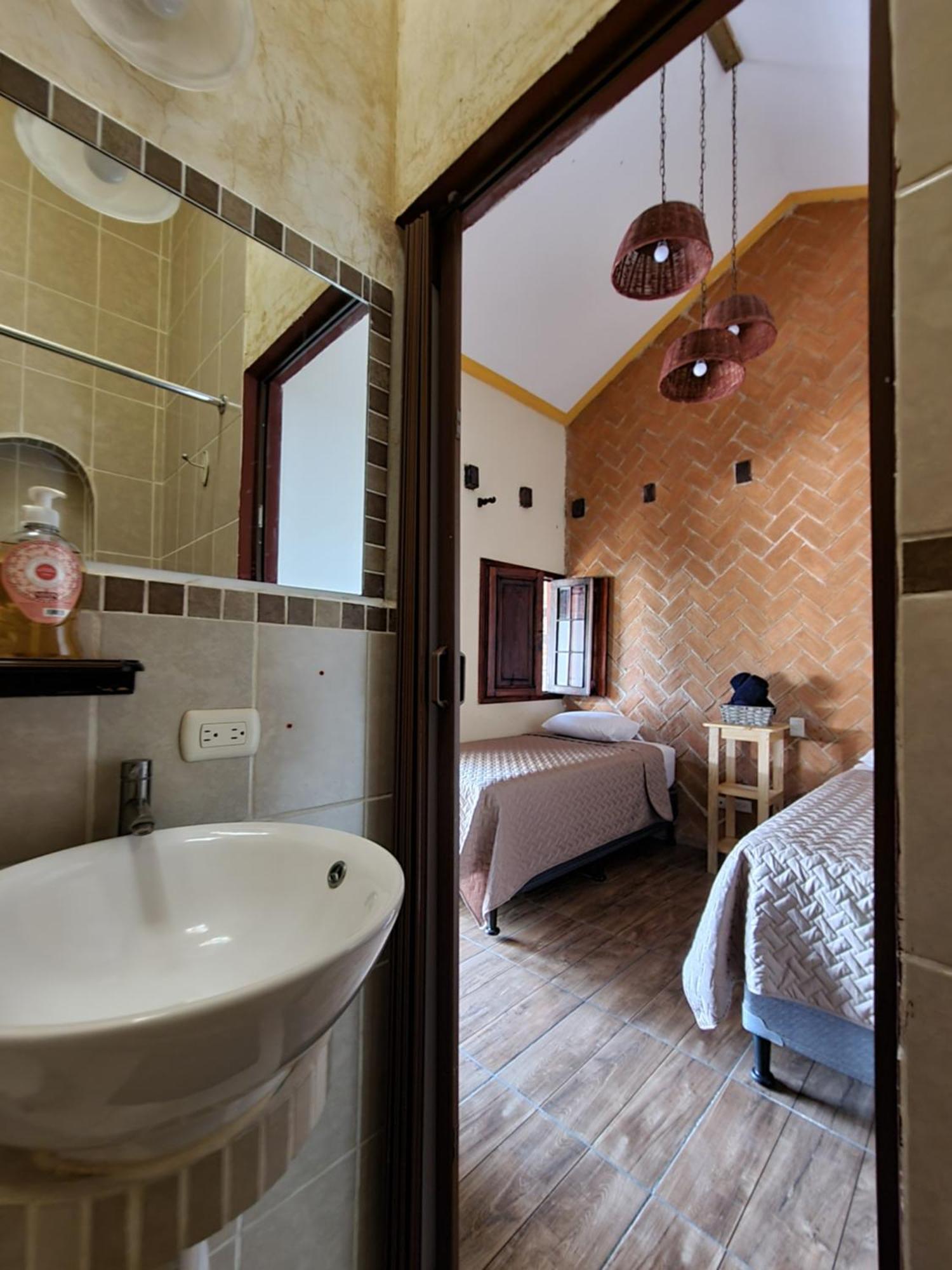 Central Hostel Boutique Antigua Exteriör bild